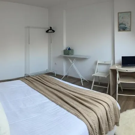 شقة Premium Nomad's Suite-near Subway-terrace صوفيا