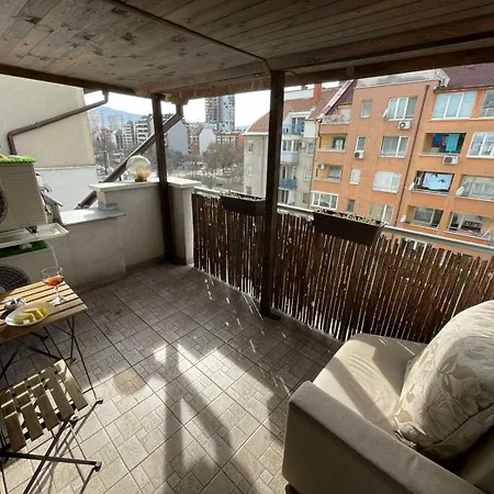 Premium Nomad's Suite-near Subway-terrace