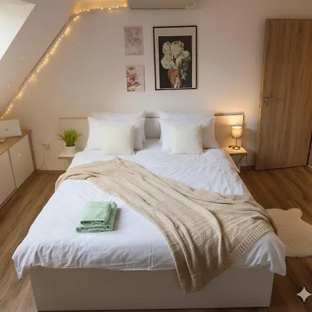 Apartament Premium Nomad's Suite-near Subway-terrace *